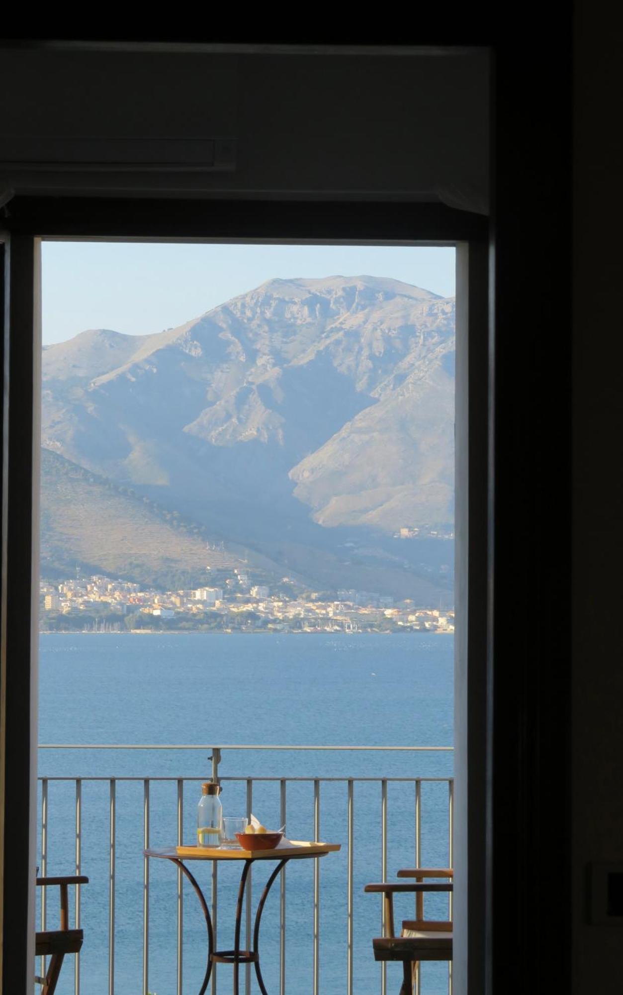Clori Gaeta Hotel Exterior photo